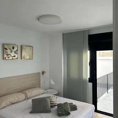 Breton 17 Con Terraza Lägenhet *